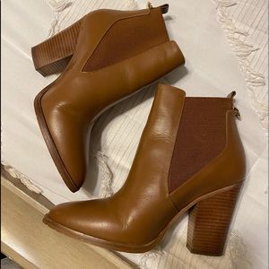 Michael Kors Leather luggage booties size 8.5 Used